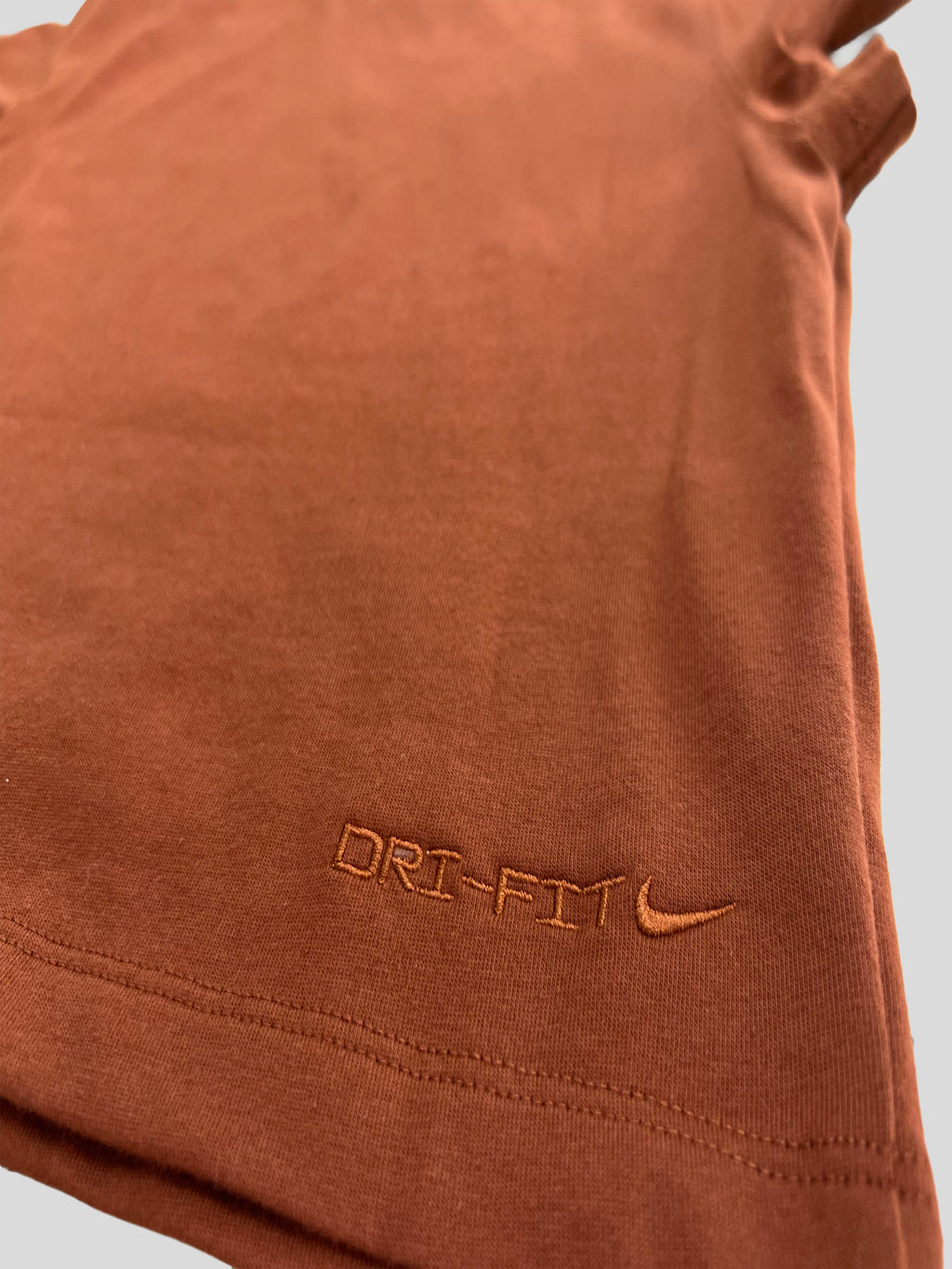 Polera Nikex ACG Logo bordado ‘Cobre’