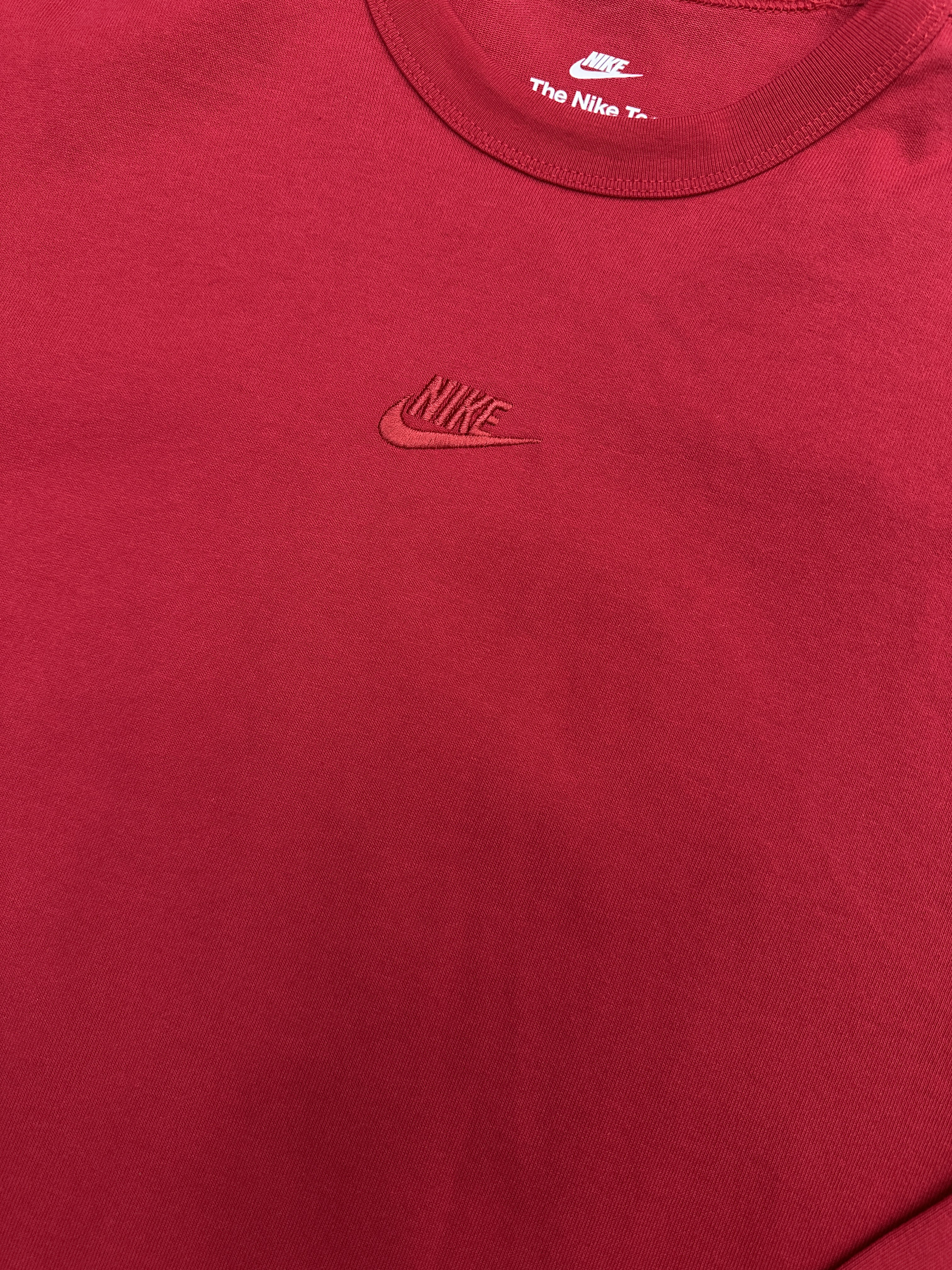 Polera Nike Manga Larga NSW 'Roja'