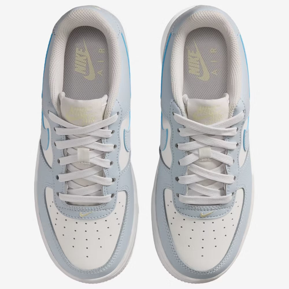 Zapatilla Air Forcé 1 Gs ‘Platinum Tint Alabaster Aura’ (sin caja)
