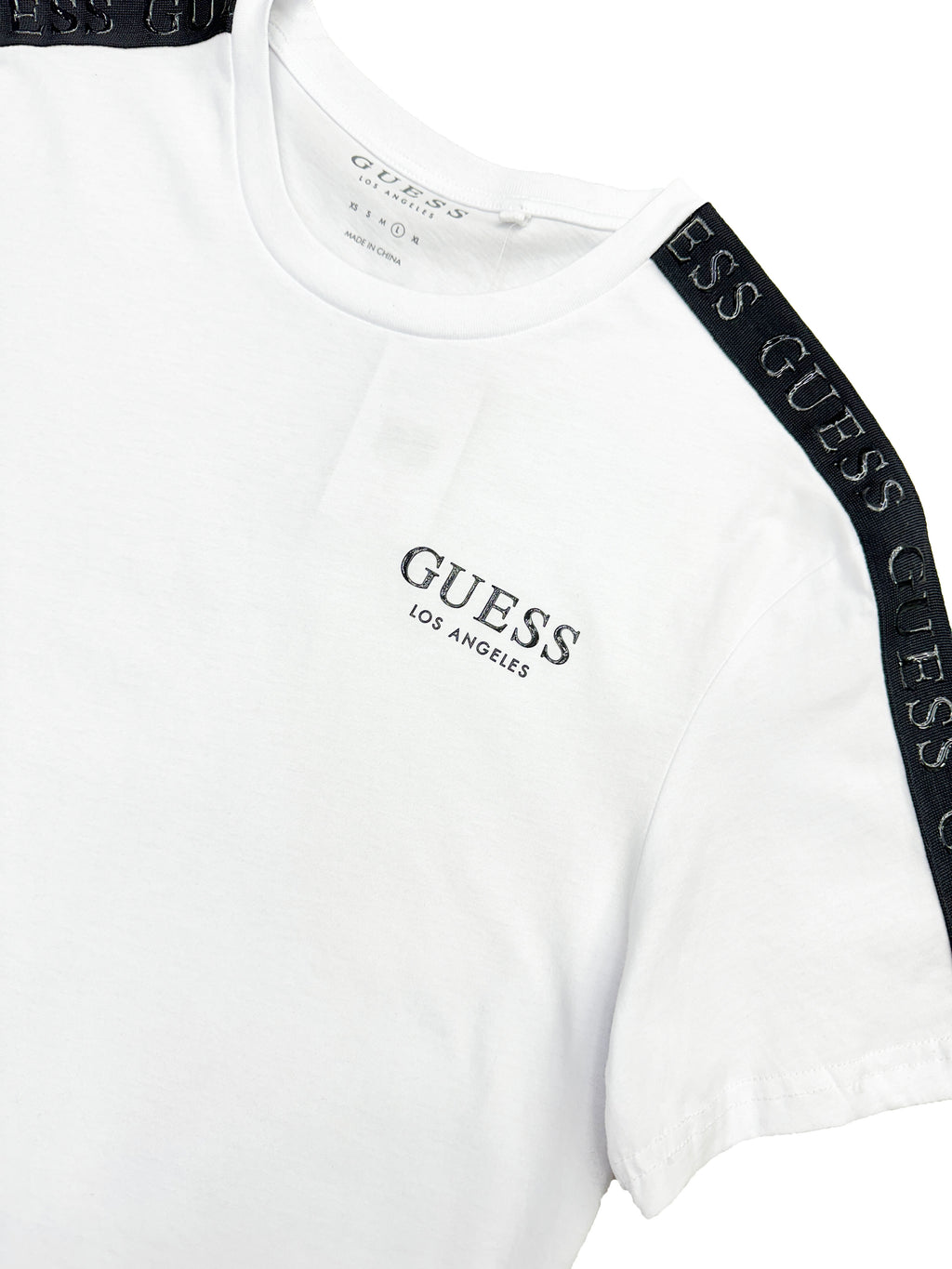 Polera Guess L.A Logo hombro Engom 'Blanca'