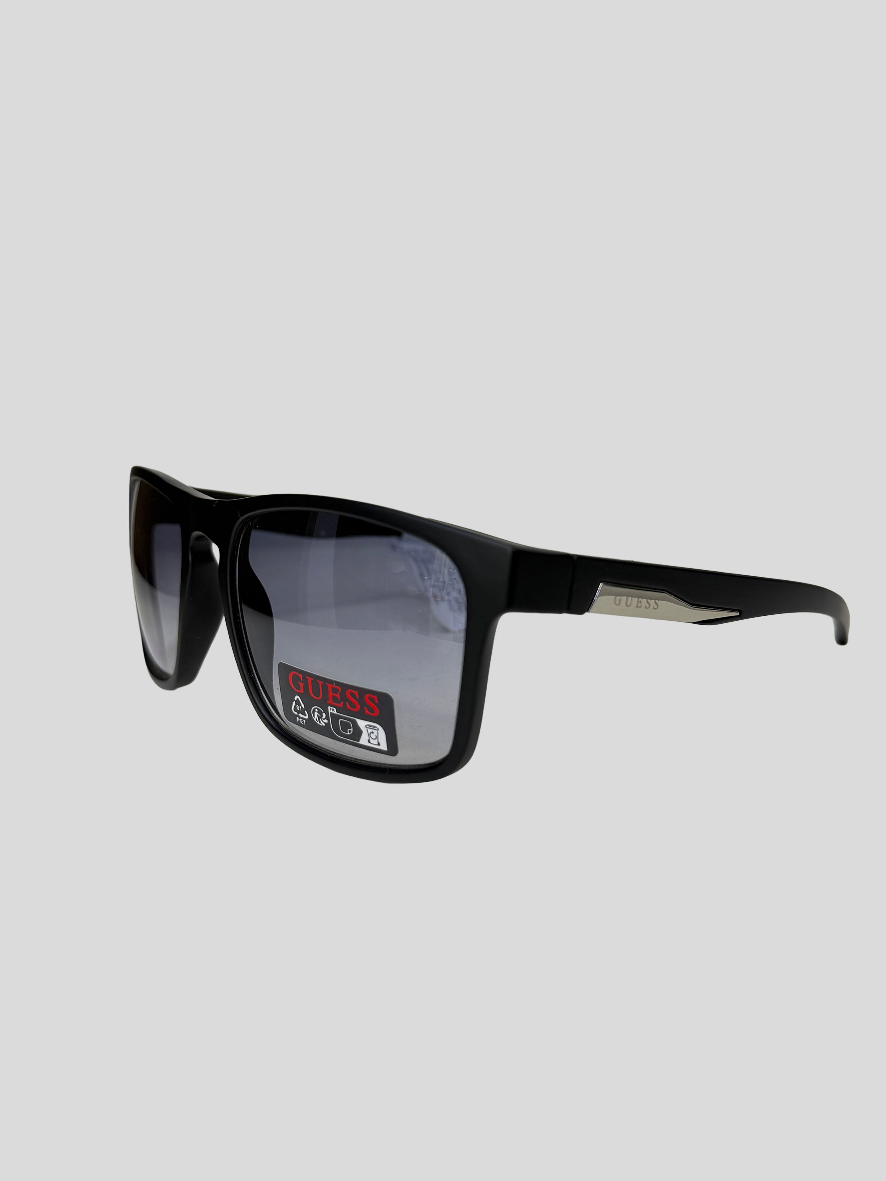 Gafas Guess Square Chunk ‘Negro Matte’