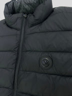 Chaqueta sin manga Michael Kors Reversible monogram 'Negra'