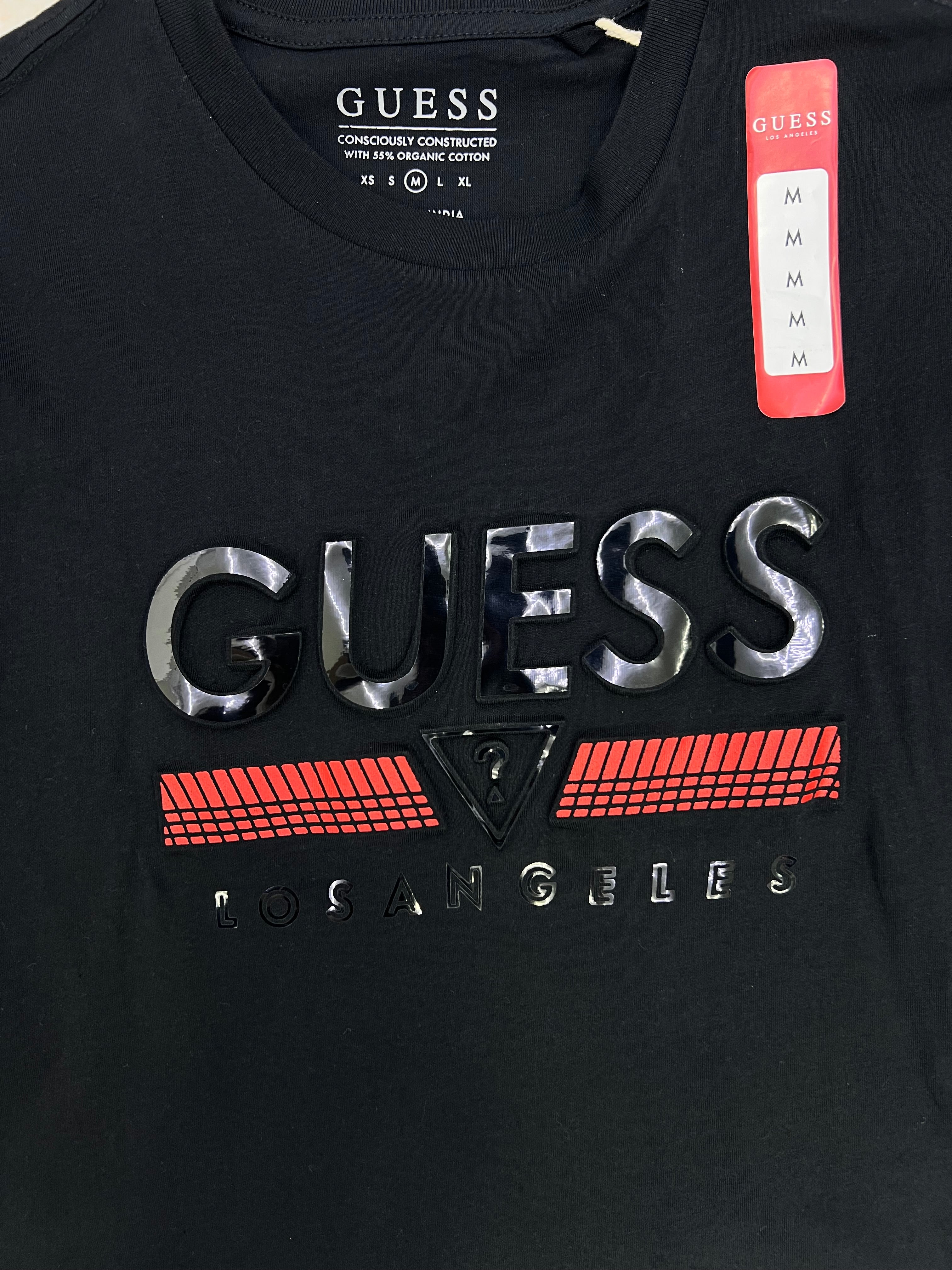 Polera Guess? L.A. Logo 3D ‘Negra’