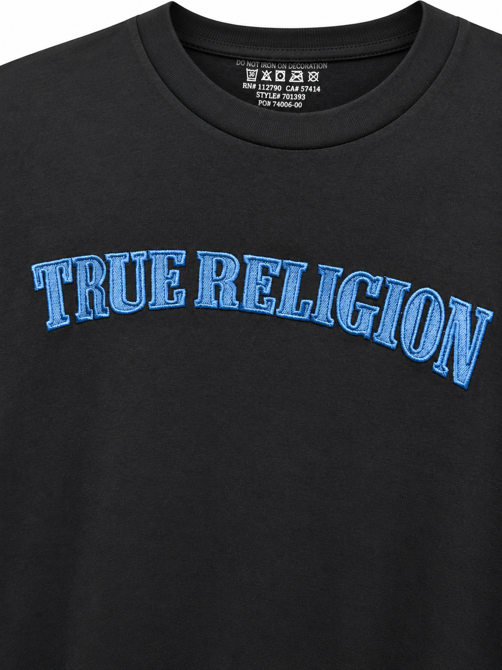 Polera True Religion Logo bordado azul  ‘Negra’