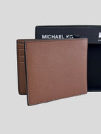 Billetera Michael Kors Logo metalico  ‘Cafe’