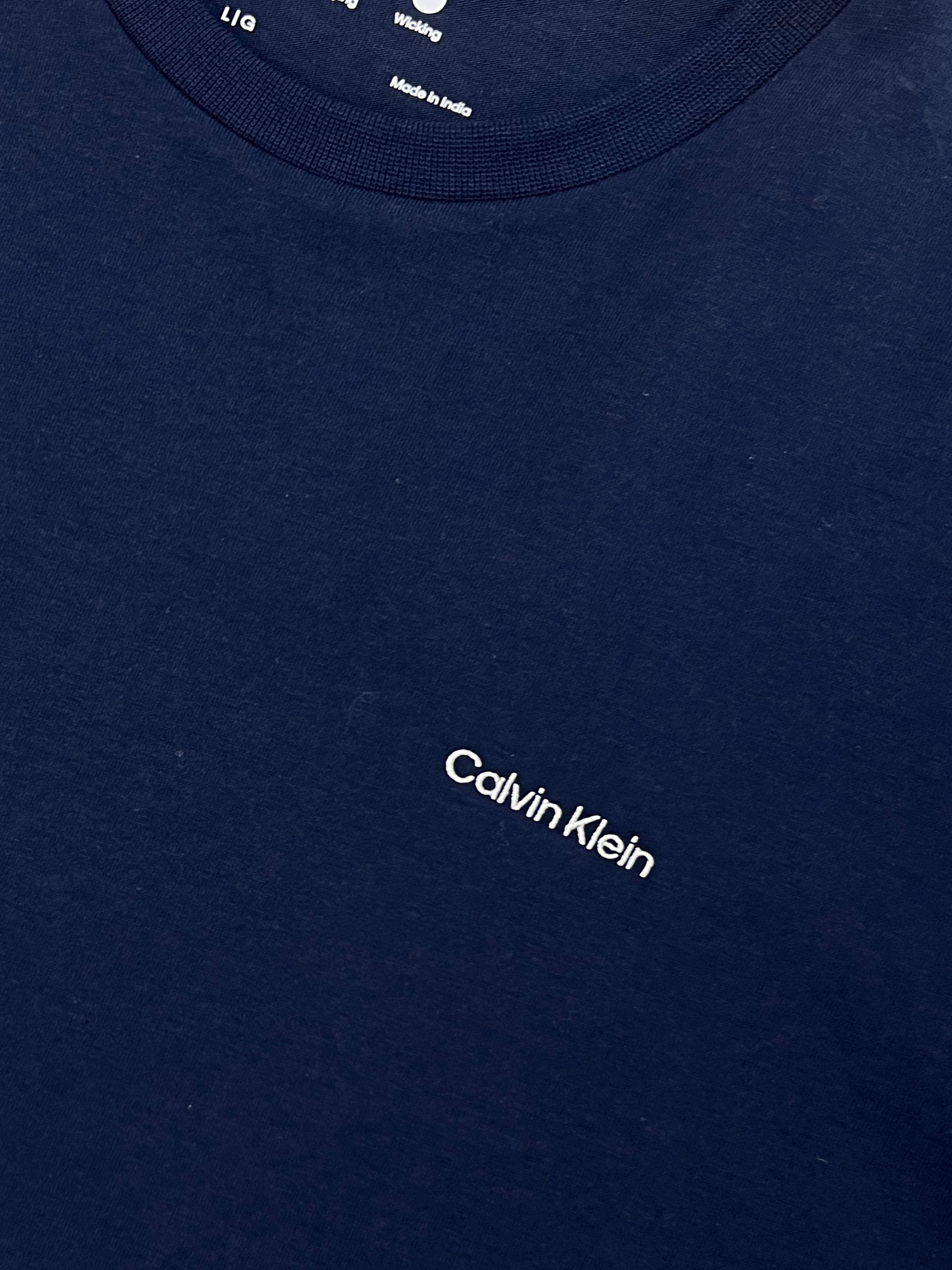 Polera Calvin Klein logo bordado ‘Azul Navy’