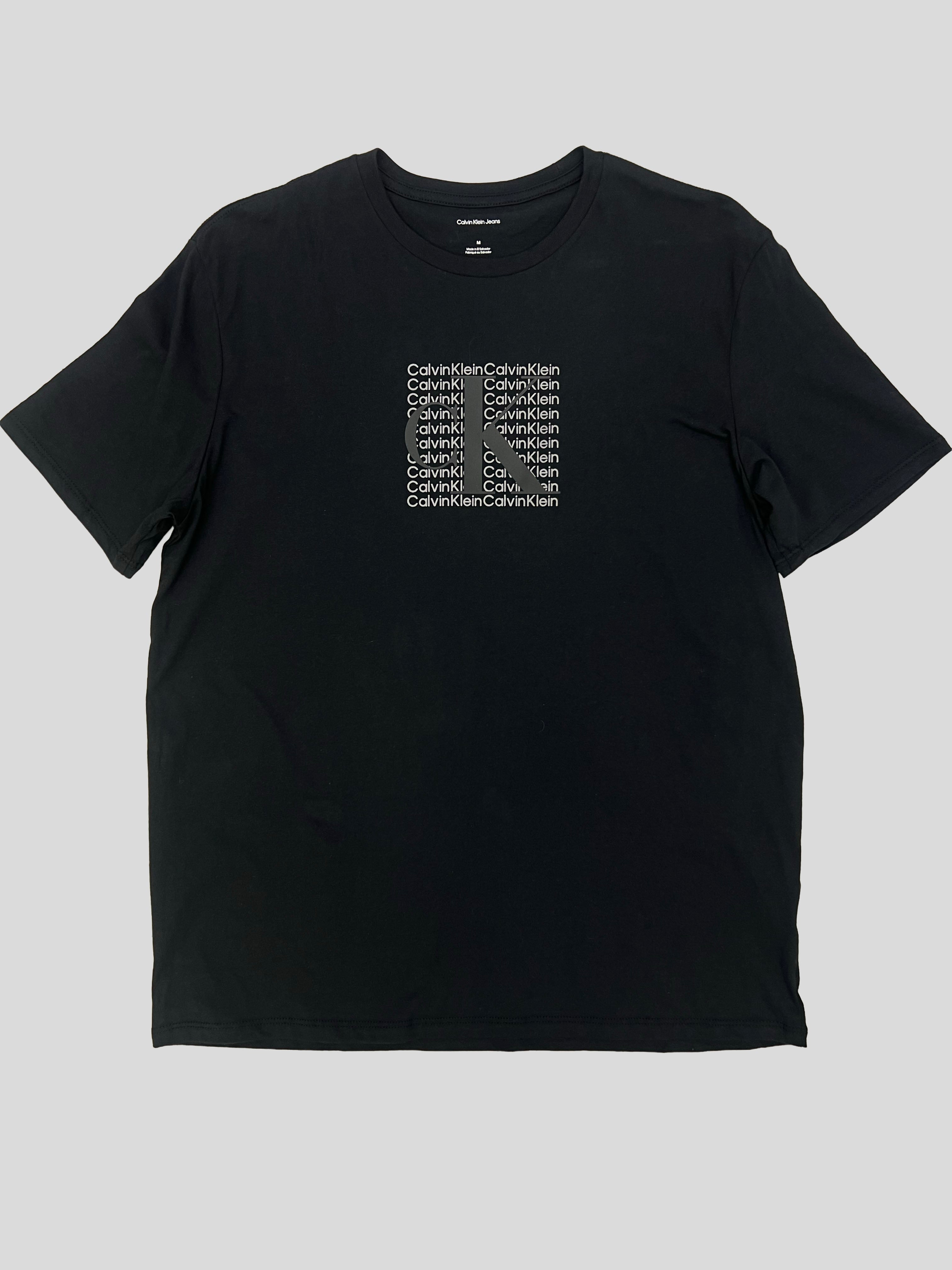 Polera Calvin Klein C/logo Multi logo ‘Negro´