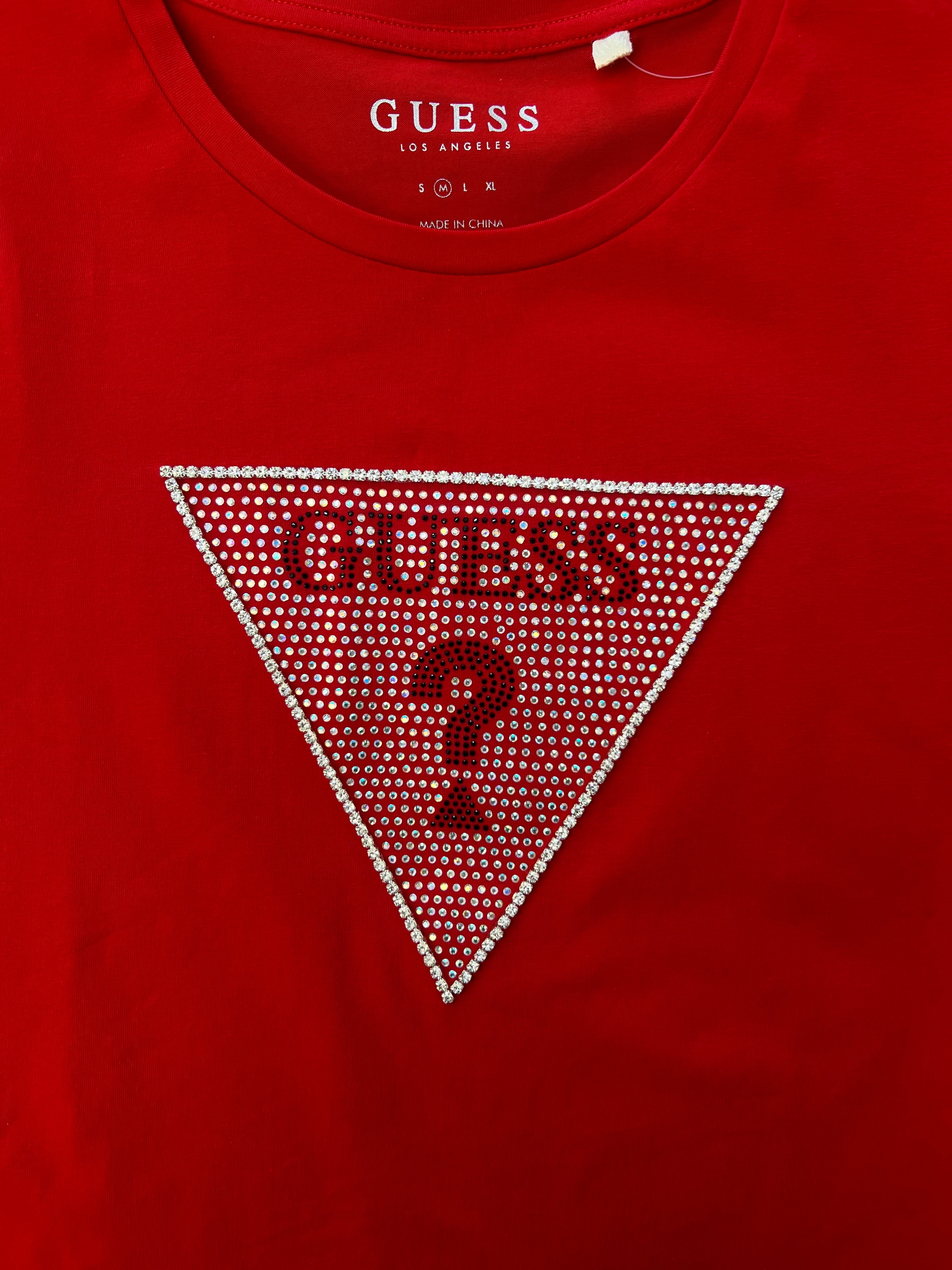 Polera Guess? Logo crystal front ‘Roja’