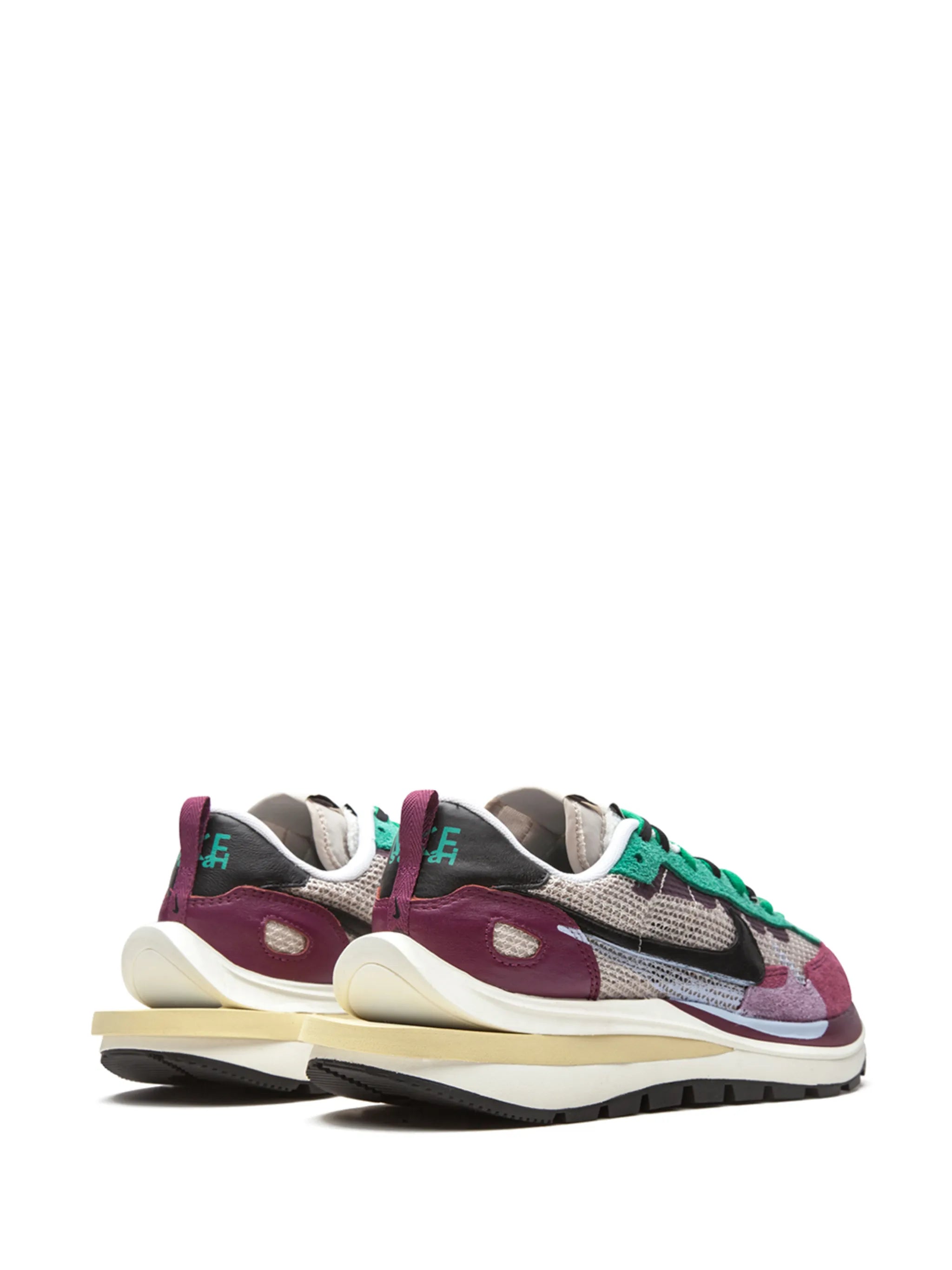Zapatilla Nike VaporWaffle x SACAI