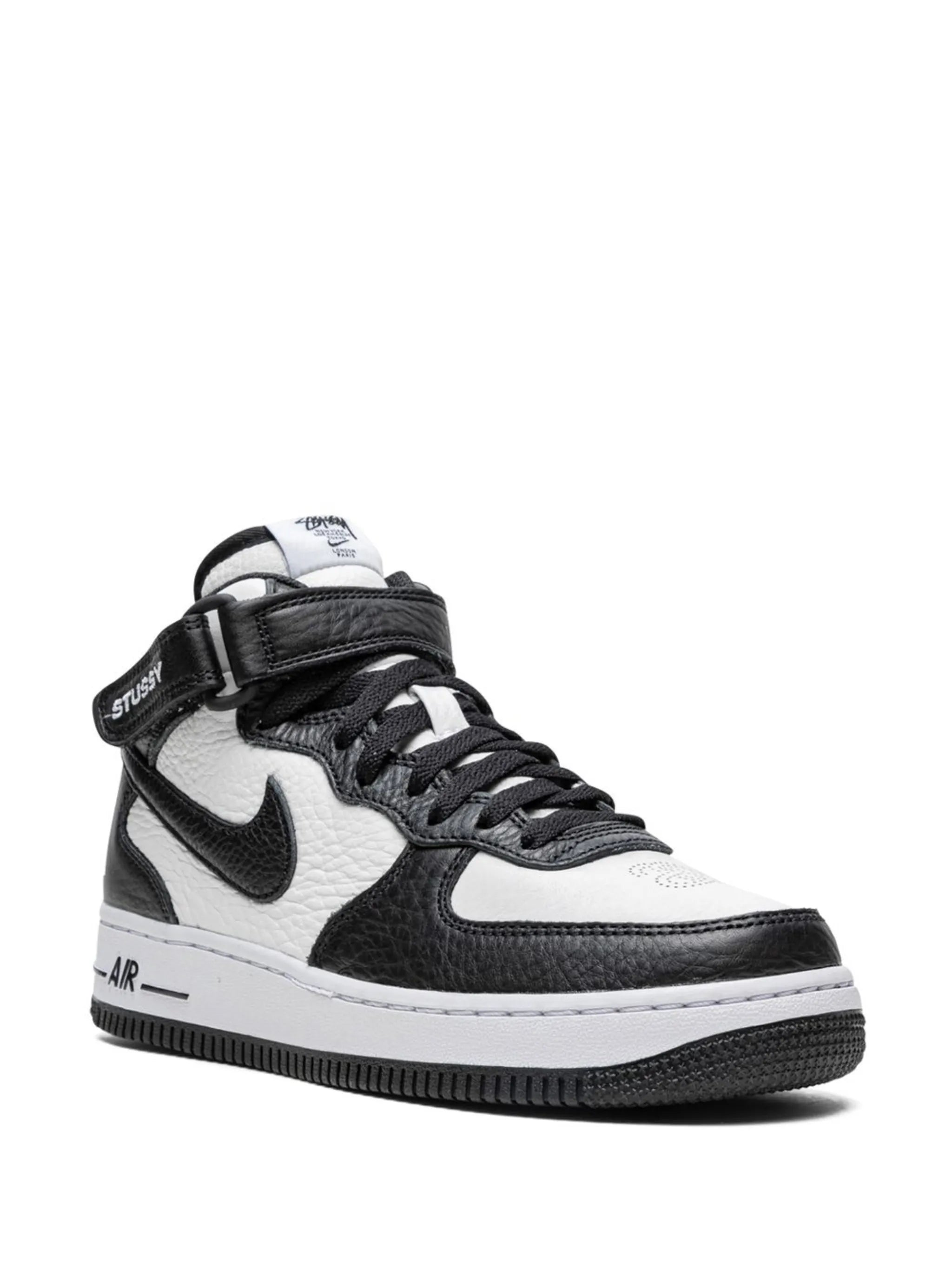 Zapatilla Air Force 1 Mid de Nike x Stüssy