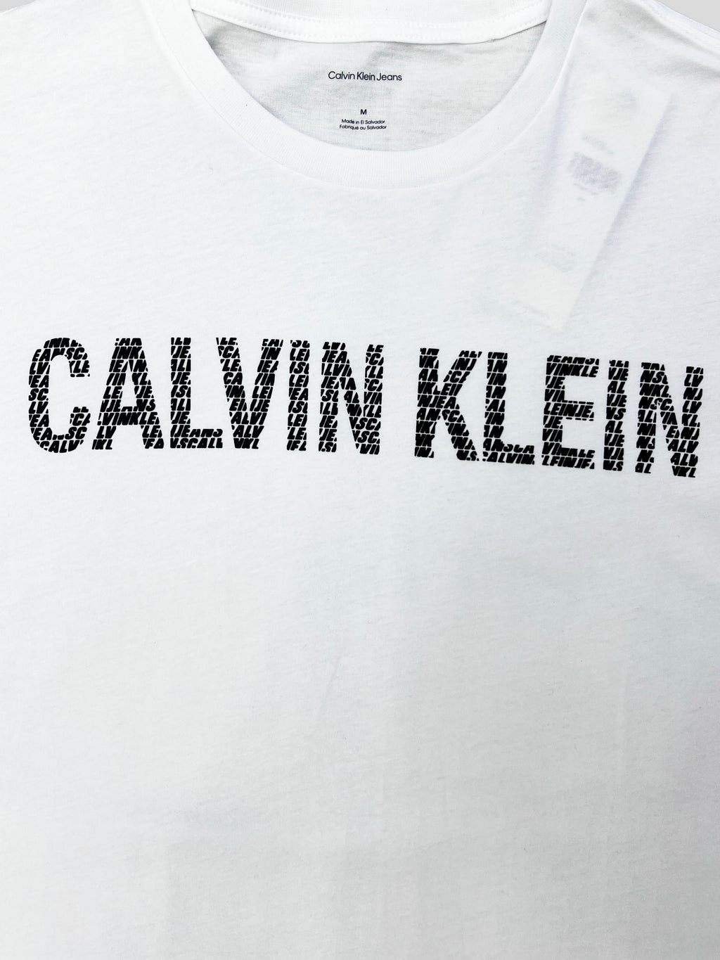 Polera Calvin Klein multilogo pecho   ‘blanca’