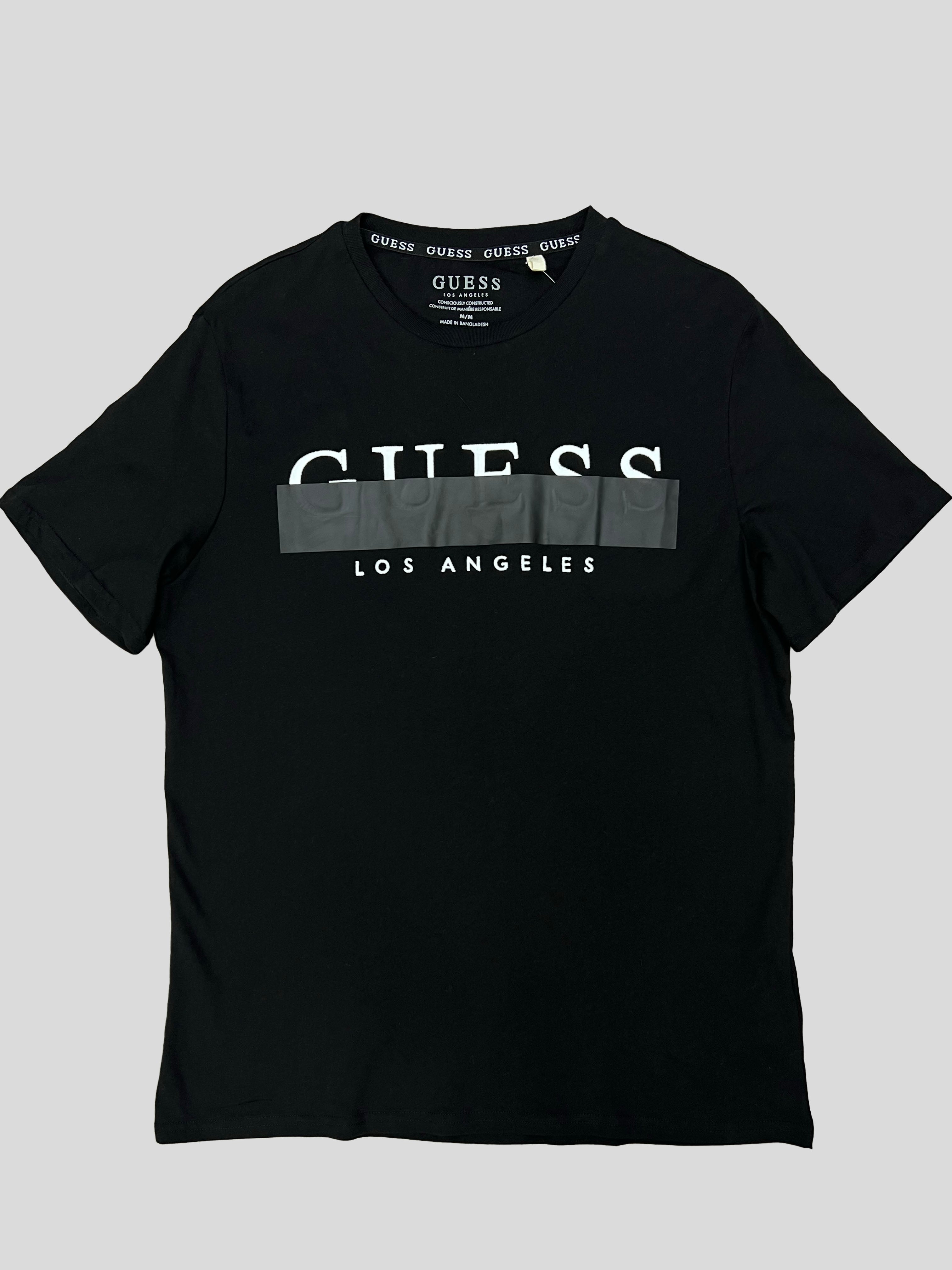 Polera Guess logo bordado  Franja Negra  ‘Negra’
