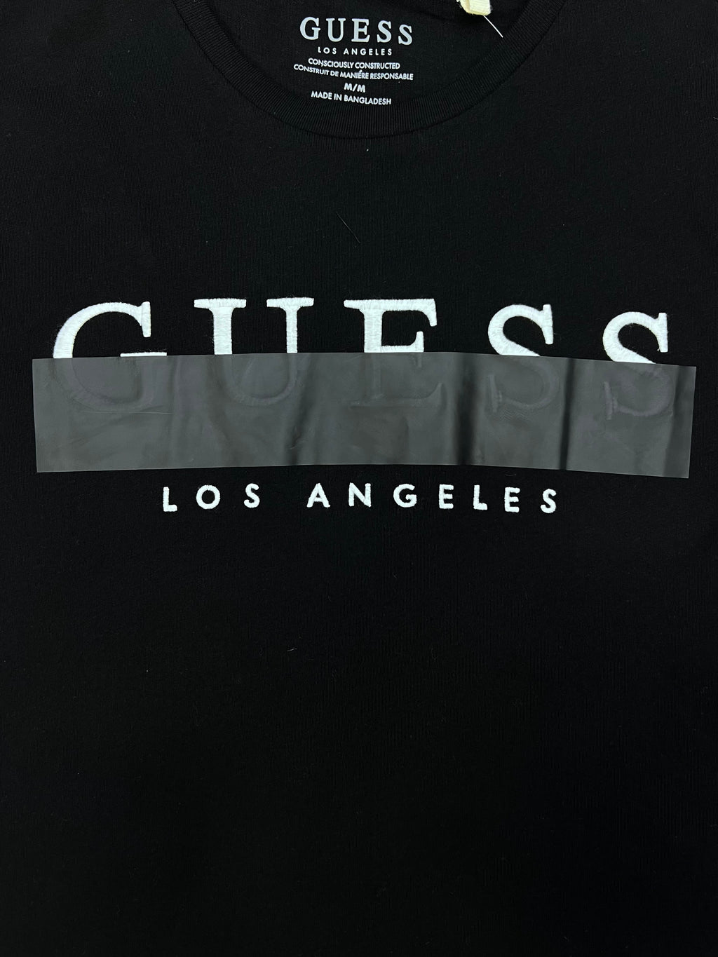 Polera Guess logo bordado  Franja Negra  ‘Negra’
