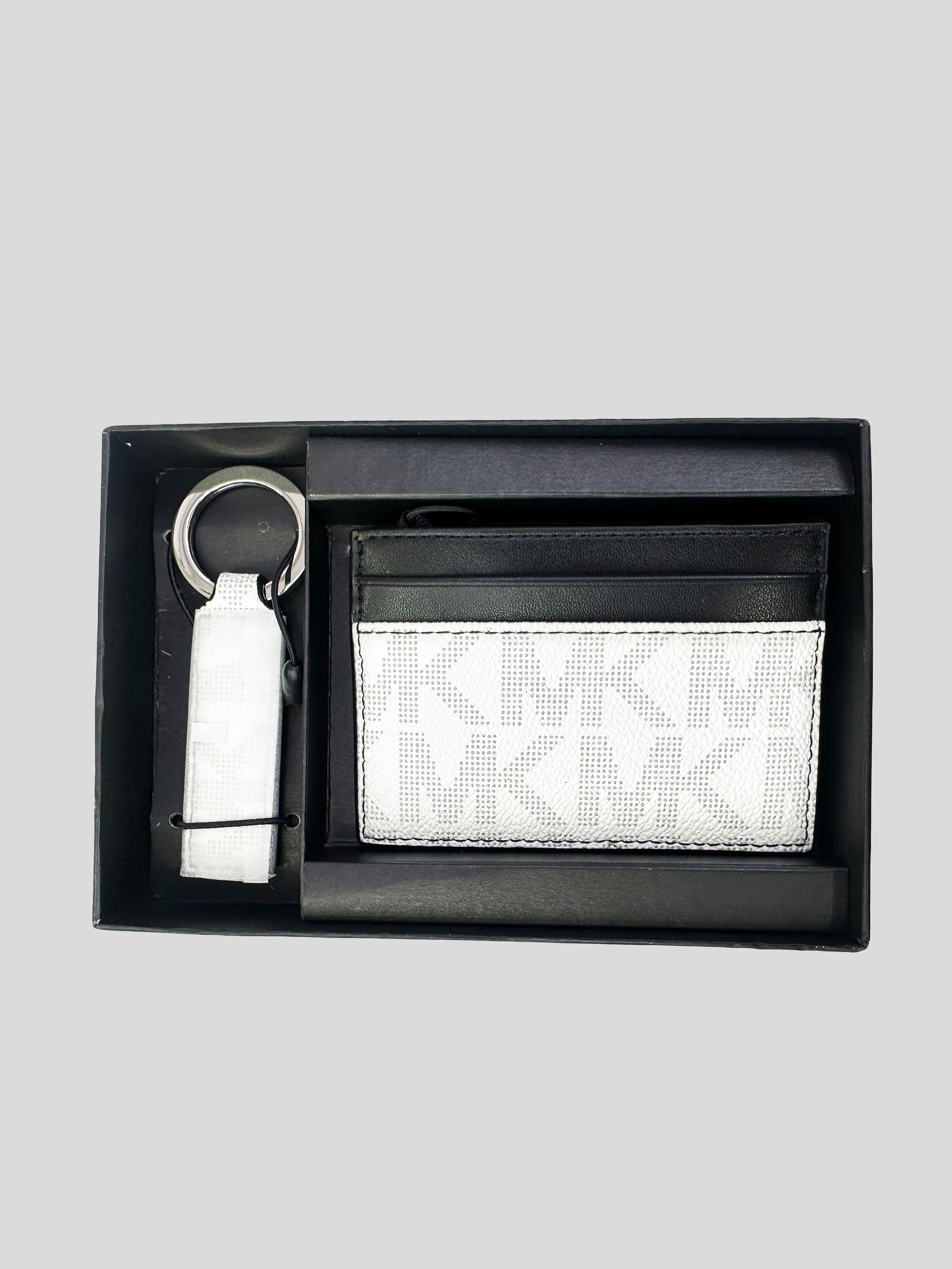Tarjetero Michael Kors c/llavero ‘Blanco’