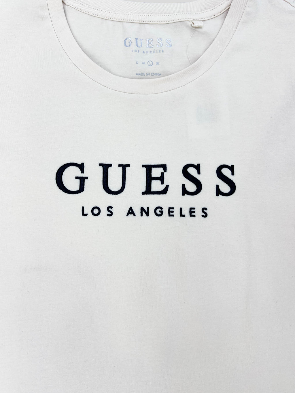 Polera Guess Los Ángeles ‘beige’