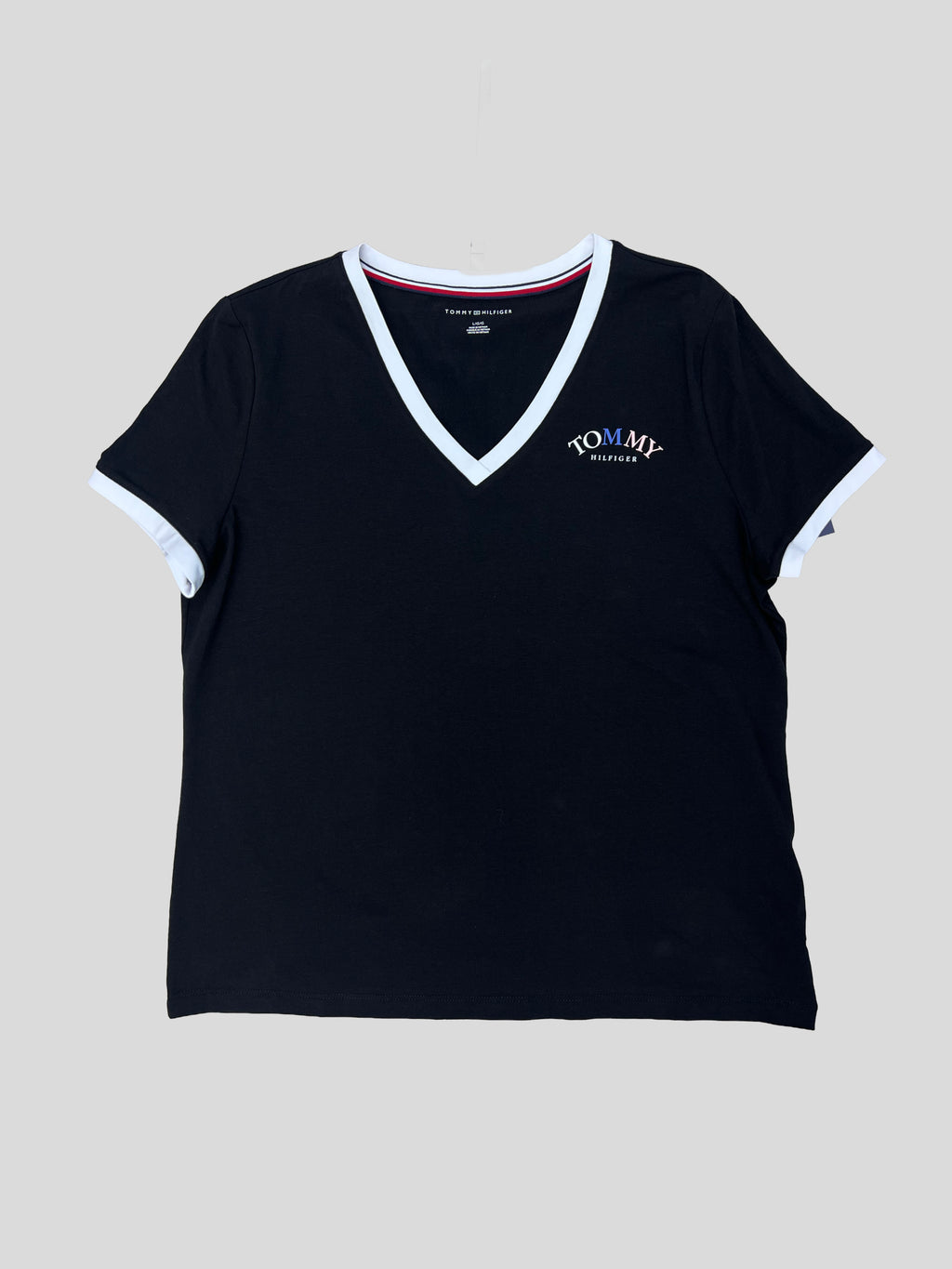 Polera Tommy Hilfiger C/logo multicolor ‘Negra’