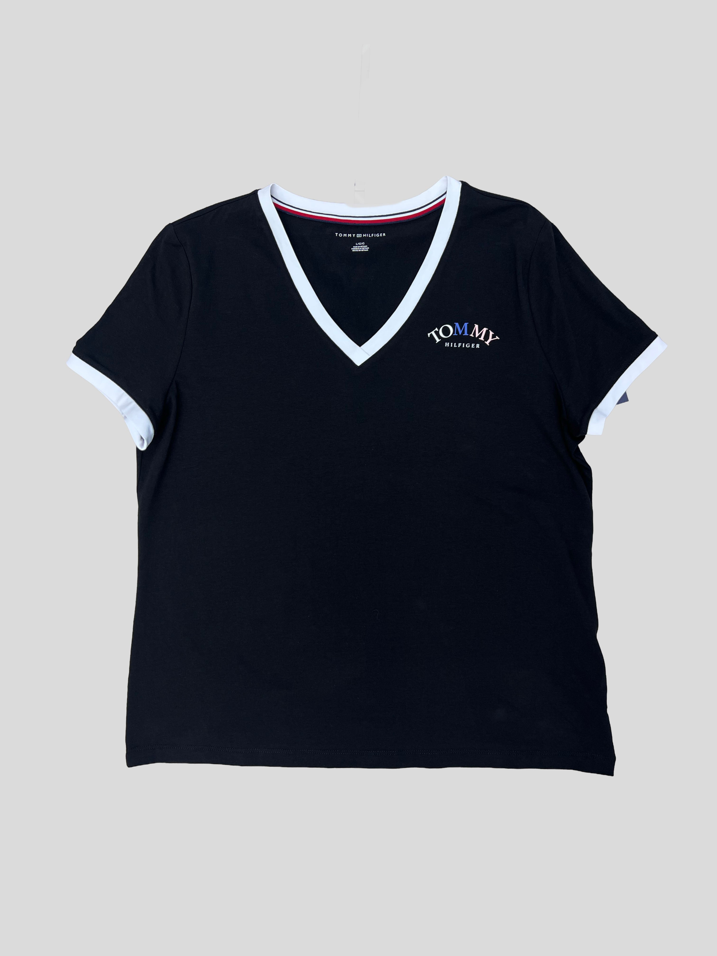 Polera Tommy Hilfiger C/logo multicolor ‘Negra’