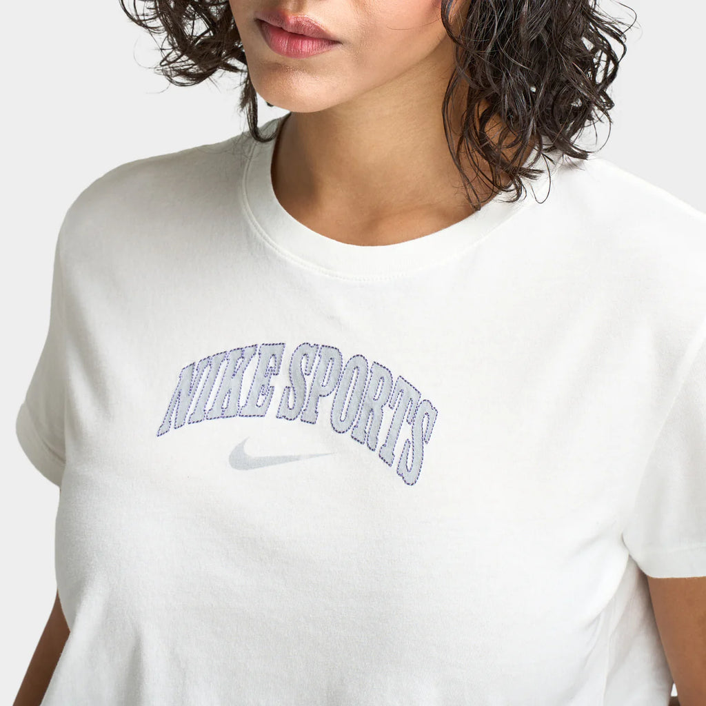 Polera Nike Sports Logo costura Mujer ‘blanca’