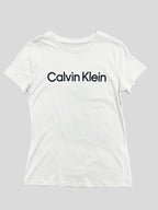 Polera Calvin Klein logo estampado suede ‘beige’