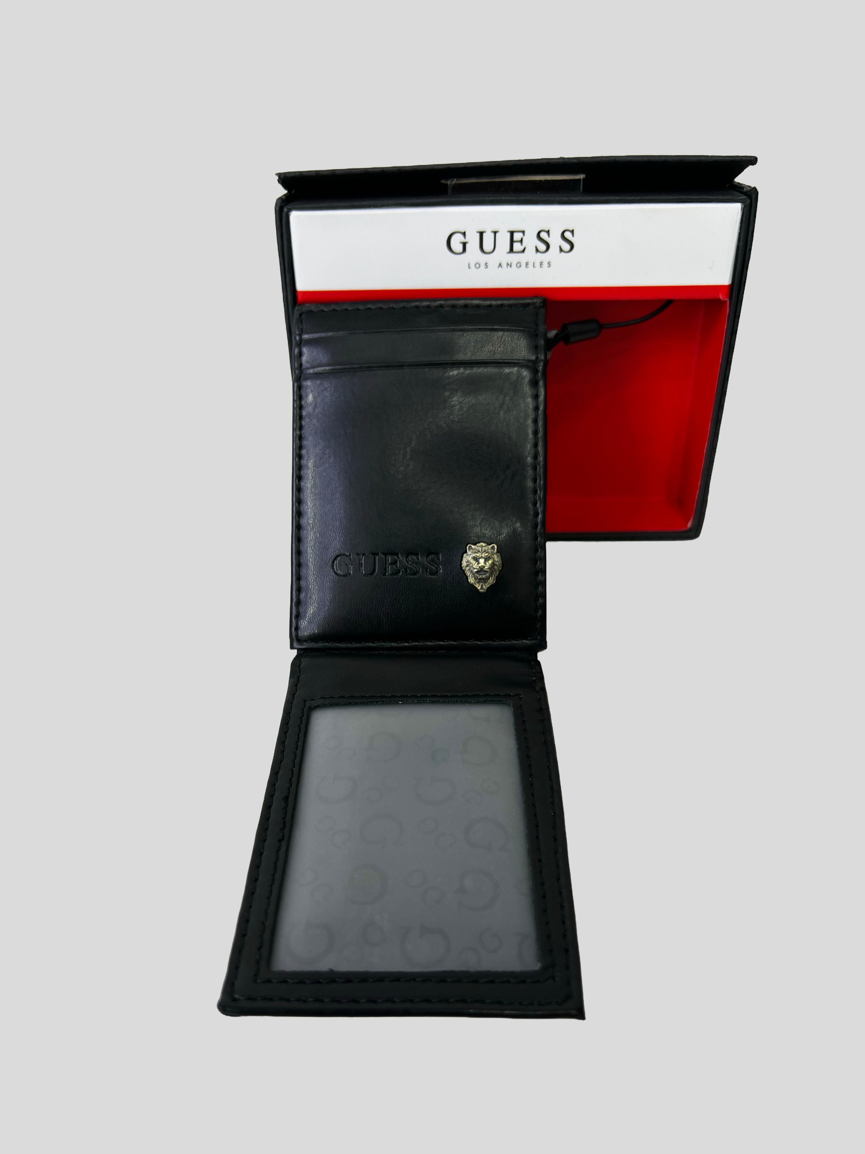 Tarjetero Guess credencial. Logo Guess Leon ‘Negro’