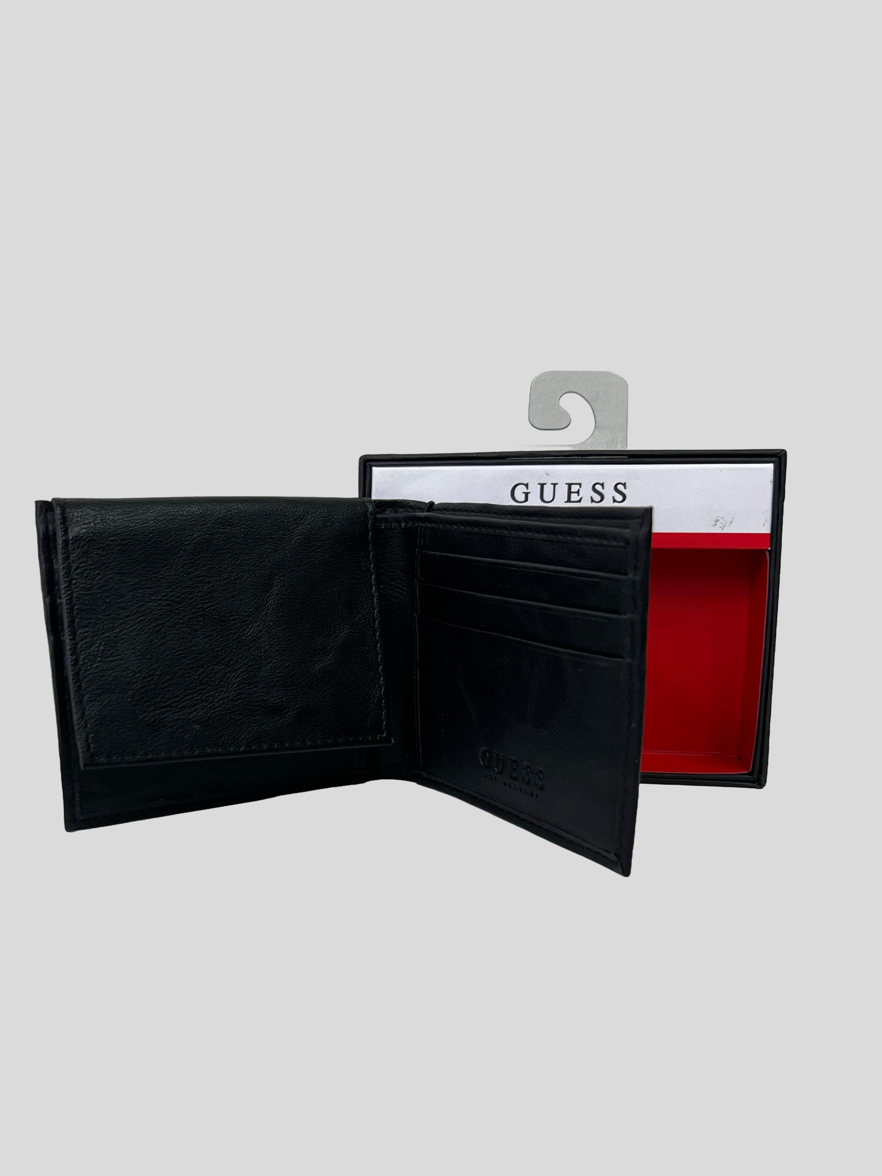 Billetera Guess ecocuero logo G  ‘Negra’
