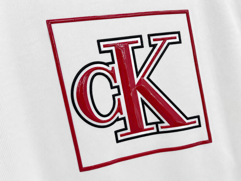 Polera Calvin Klein C/logo rojo cK rubber ‘Blanca’