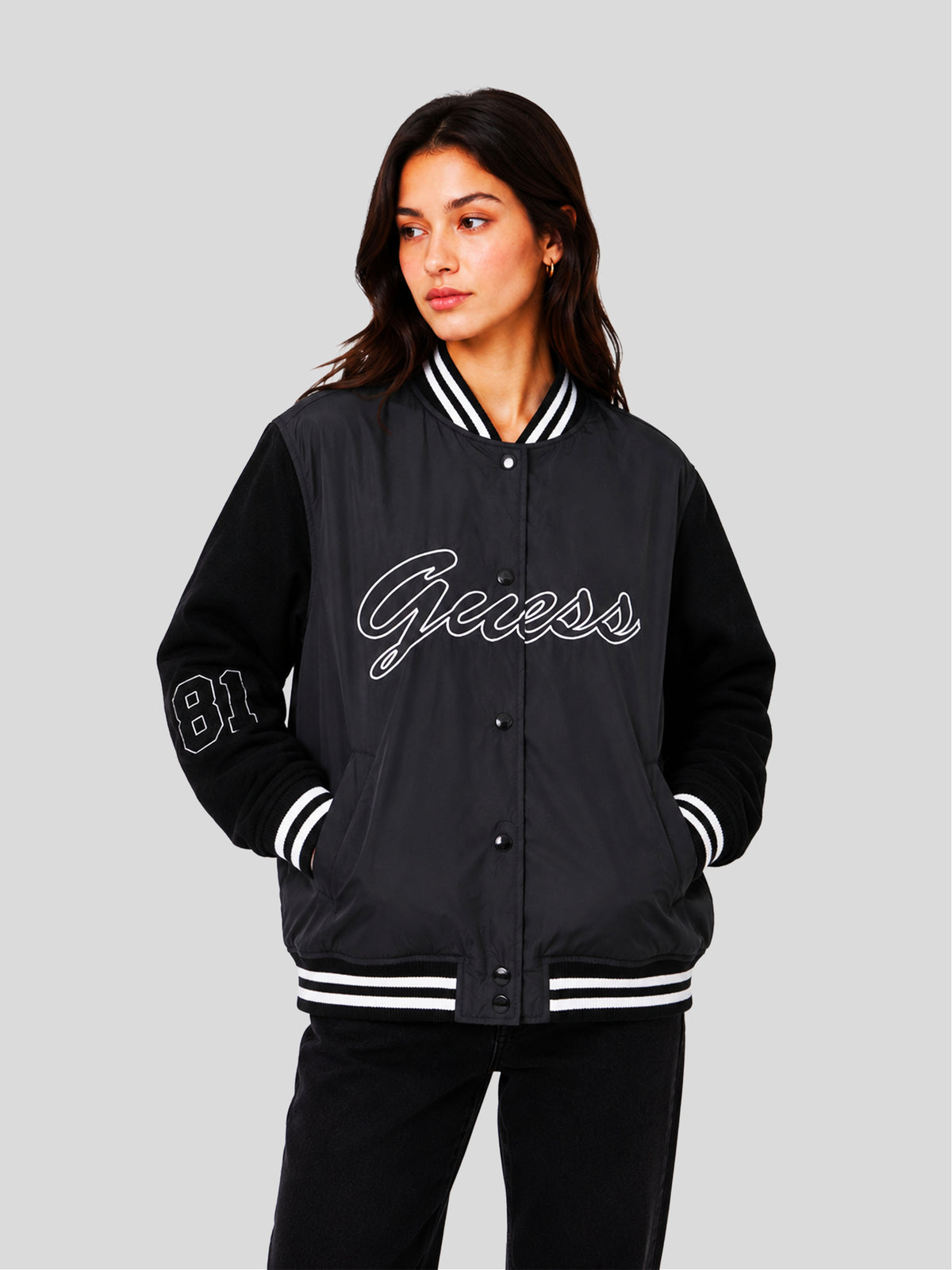 Chaqueta Varsity Guess Log bordado Patch ’Negra’