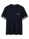 Polera Guess Logo pecho rubber franjas blanca mangas  ‘Negra’
