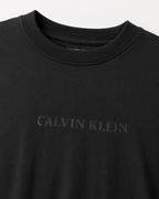 Polera Calvin Klein Oversize logo pecho 'Negro'