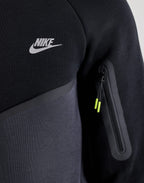 Poleron Nike Tech Fleece AirMax ‘Negro/Gris’