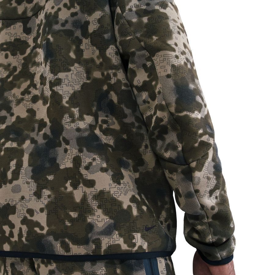 Poleron Nike Tech Fleece ‘camo/olive’