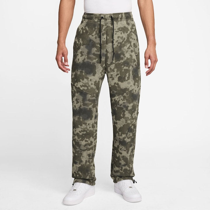 Pantalón Buzo Nike Tech ´camo/olive´