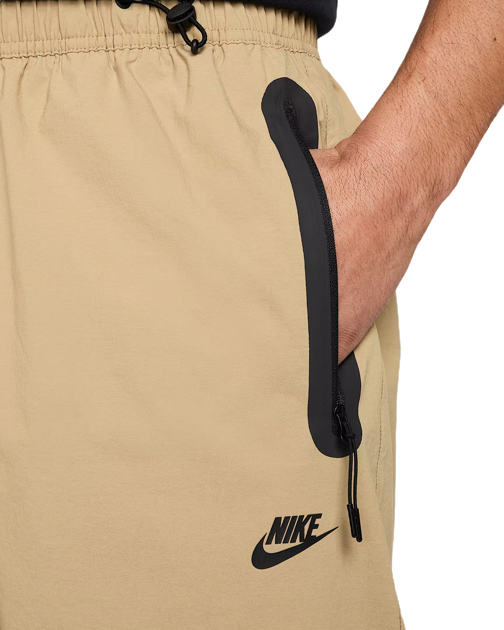 Pantalon Nike Tech oversize 'caqui'